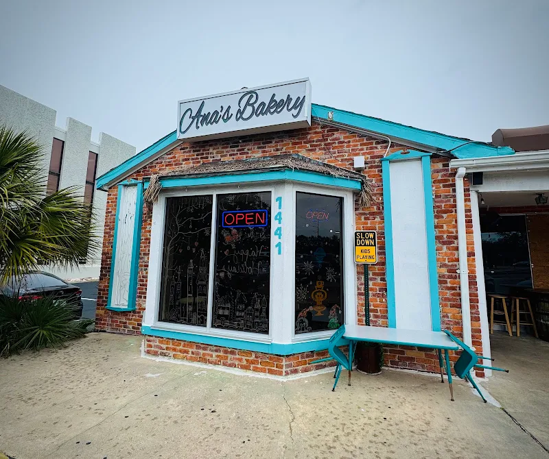 Ana’s Bakery