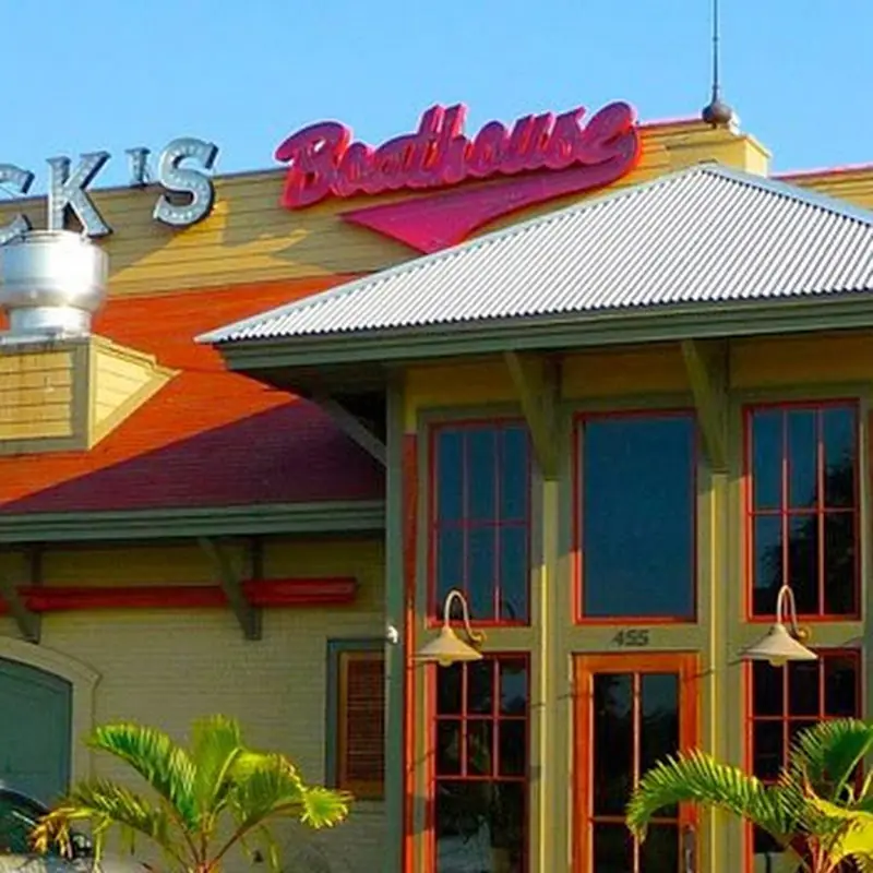 Nick's Boathouse
