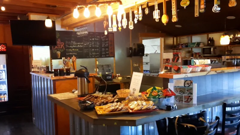 Last Pitch Cafe