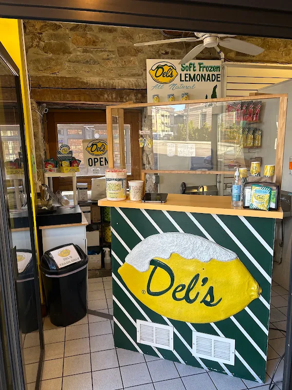 Del’s Lemonade