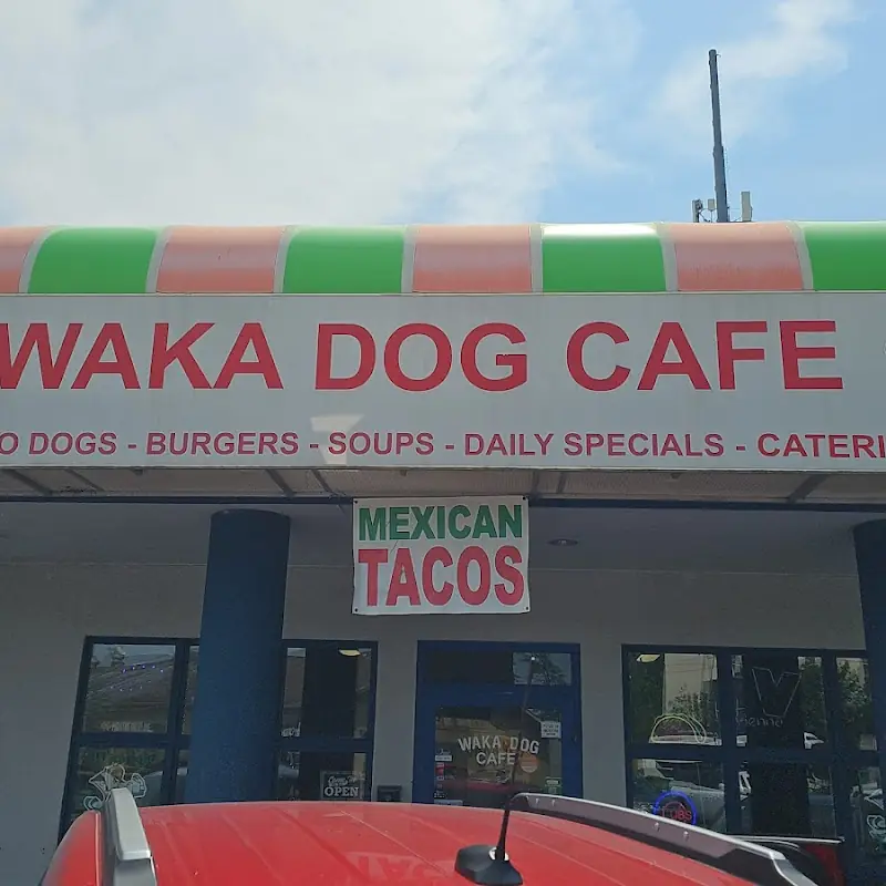 Waka Dog Cafe