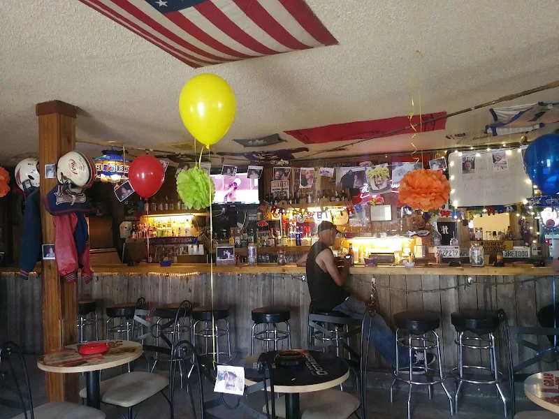Ethel's Old Airport Club