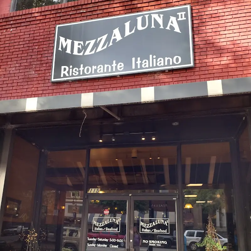 Mezzaluna II