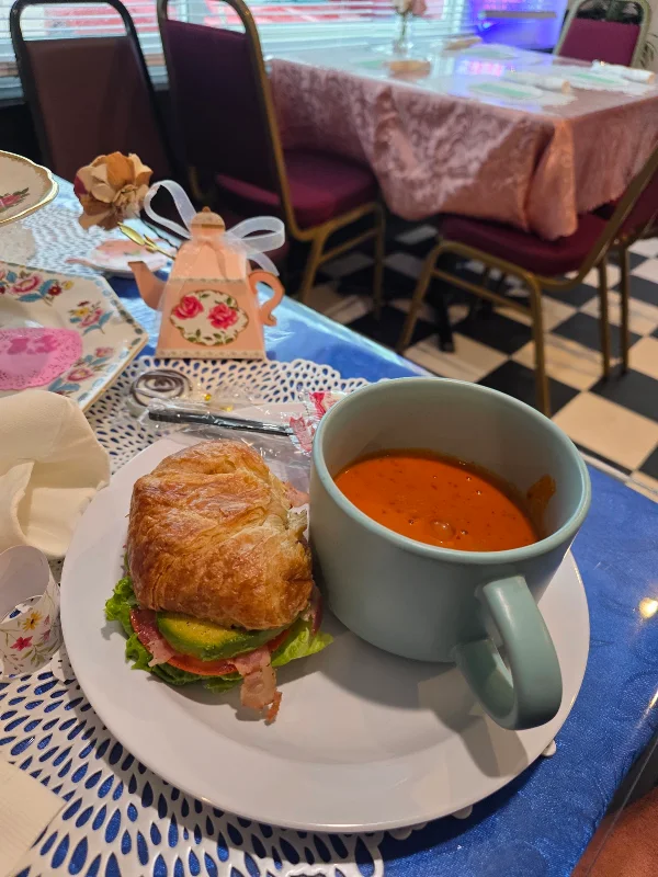 It's Always Tea Time Inn & Cafe