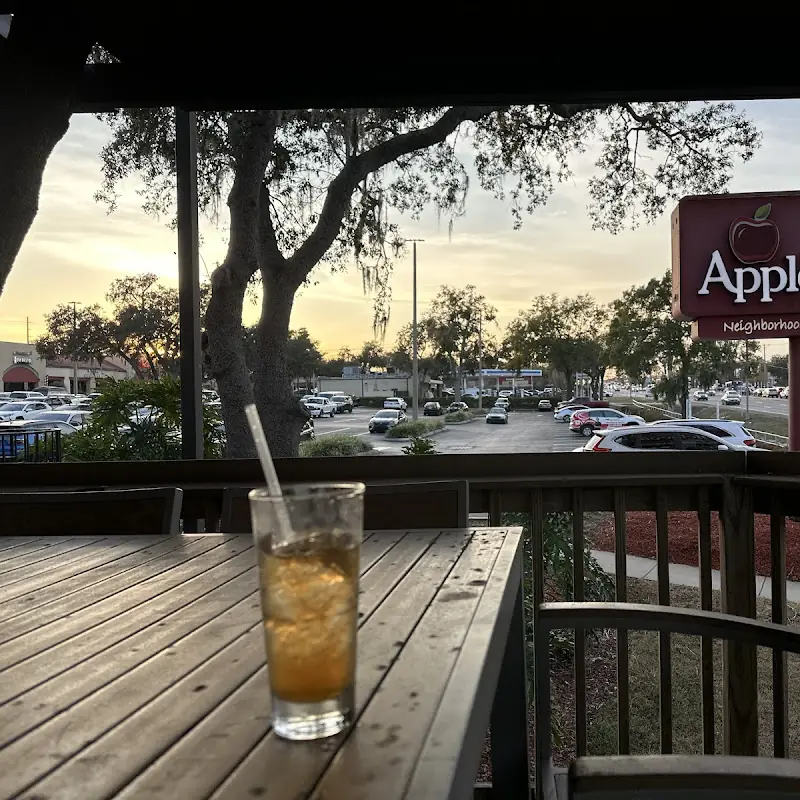 Applebee's Grill + Bar