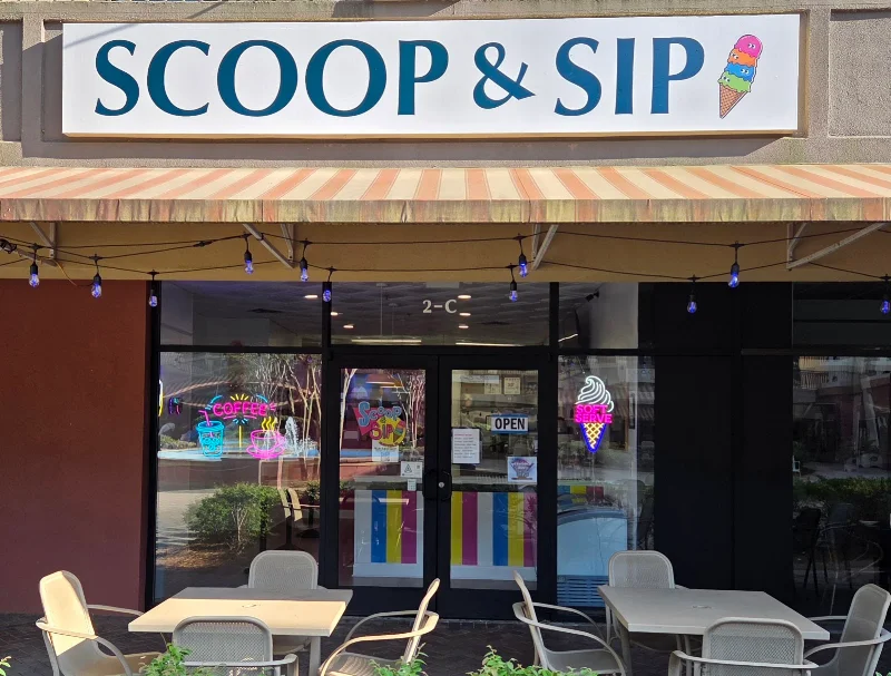 Scoop & Sip