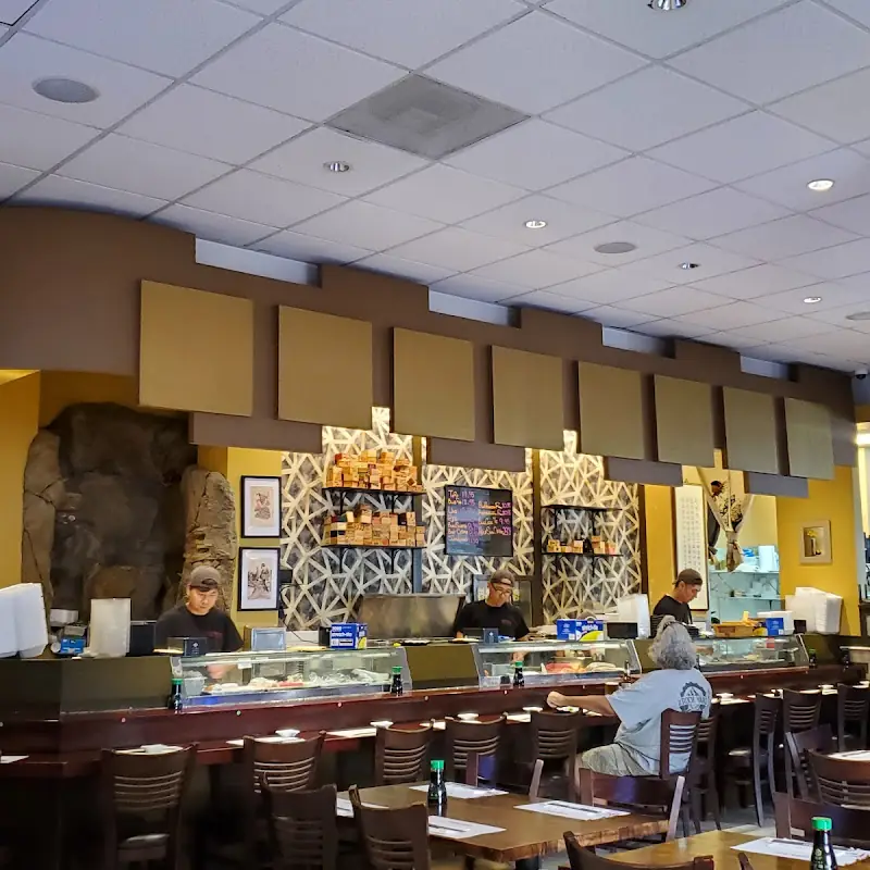 Yanagi | Sushi & Grill
