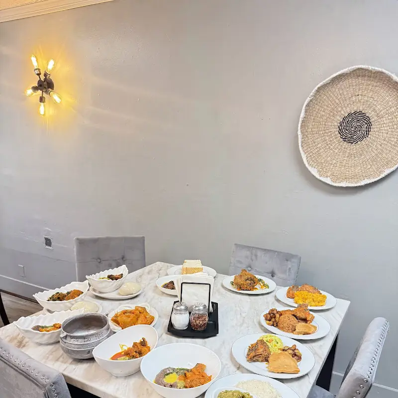 Kemola Restaurant