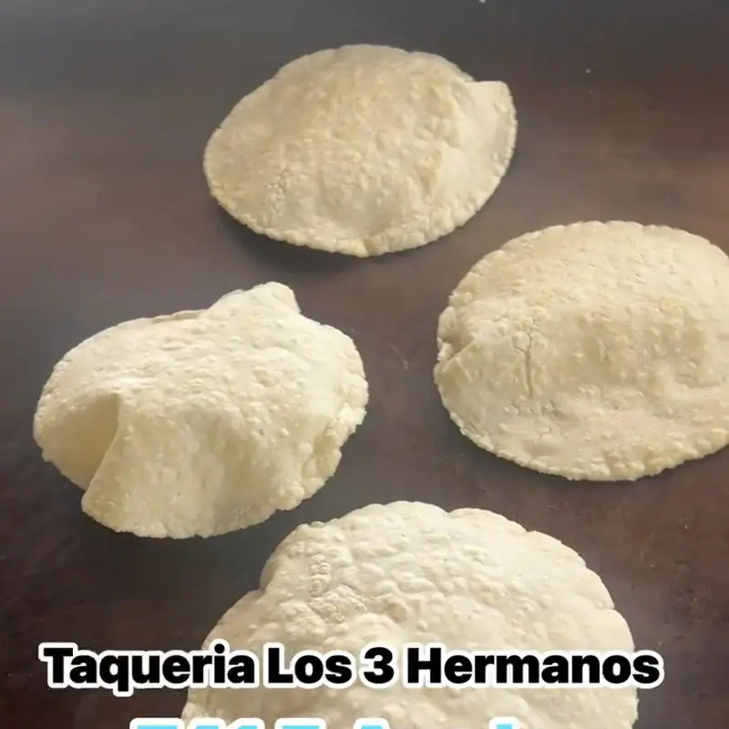 Taqueria Los 3 Hermanos