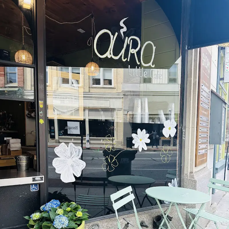 Aura Little Cafe