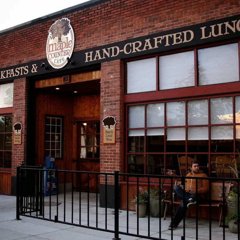 The Maple Counter Cafe