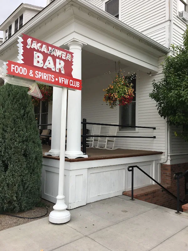 Sac Bar & Grill