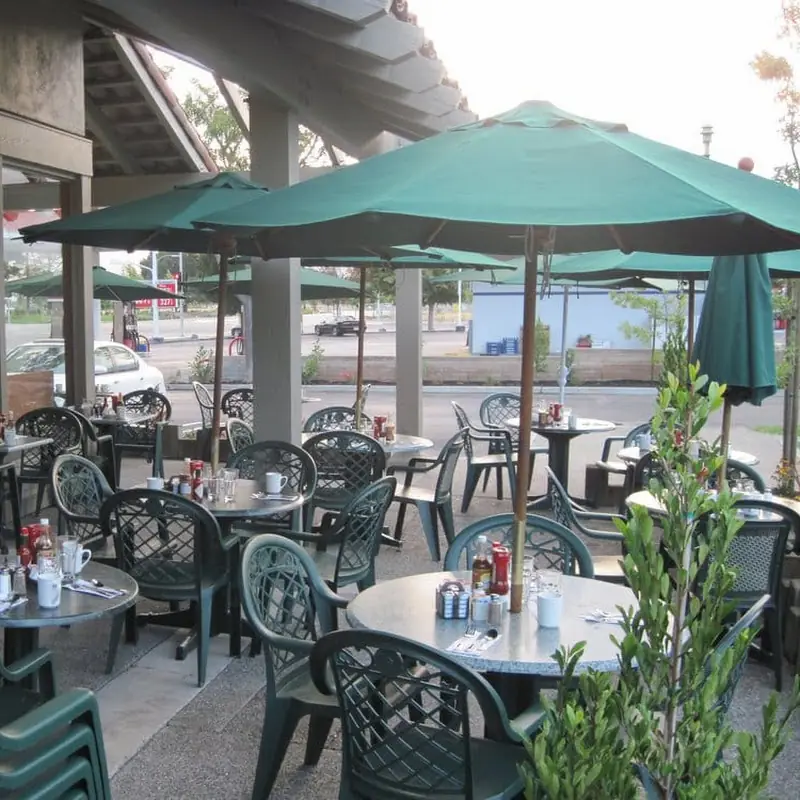 Bill's Cafe - Cottle