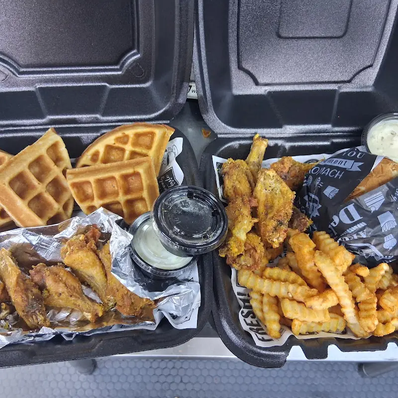MY DADDY'S WINGS WAFFLES & BURGERS