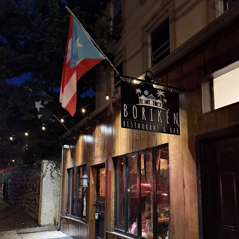 Boriken Restaurant & Bar