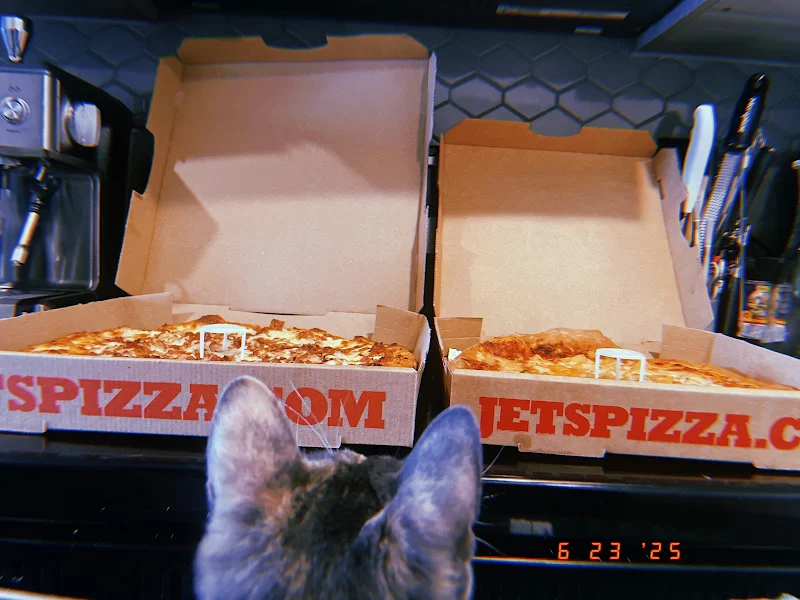 Jet's Pizza