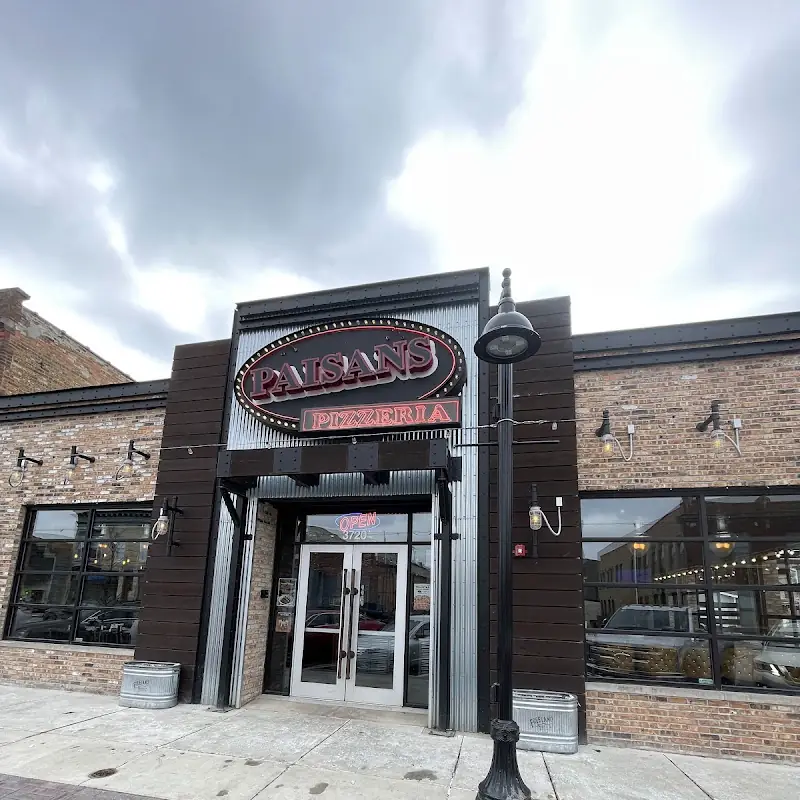 Paisans Pizzeria