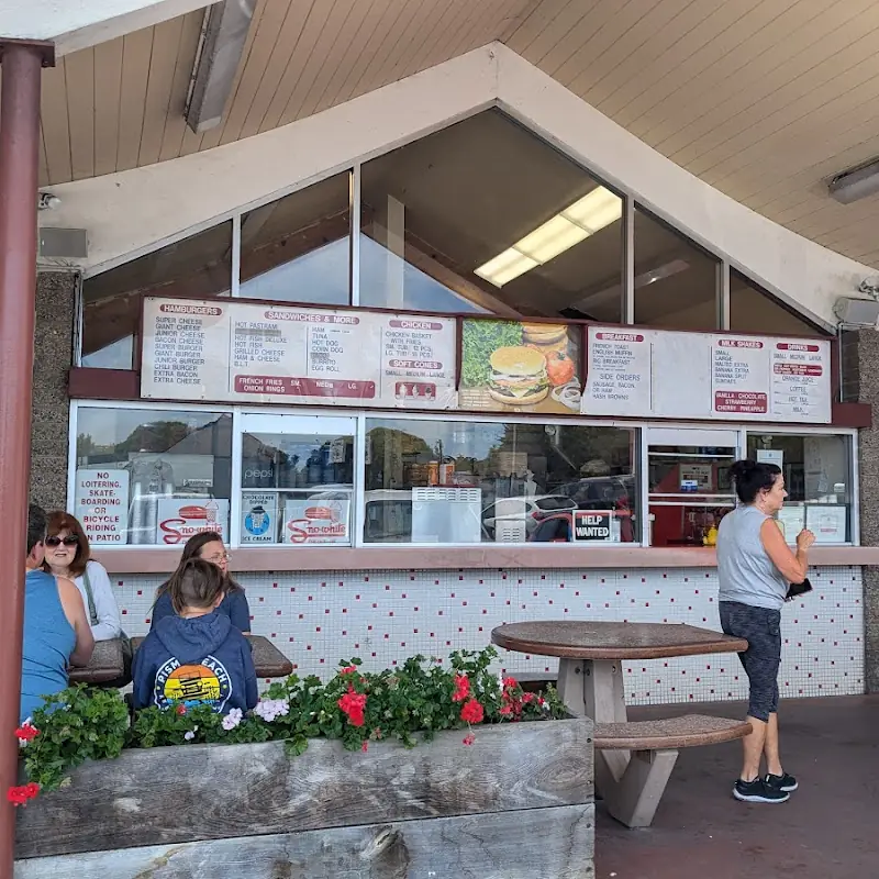 Sno White Drive-In