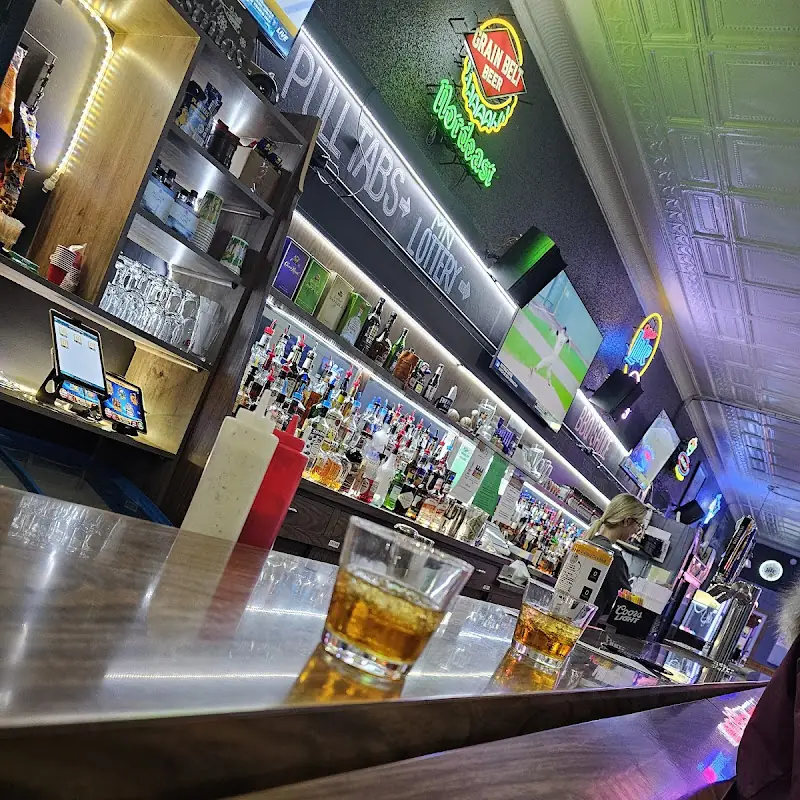 Woody's Bar & Grill