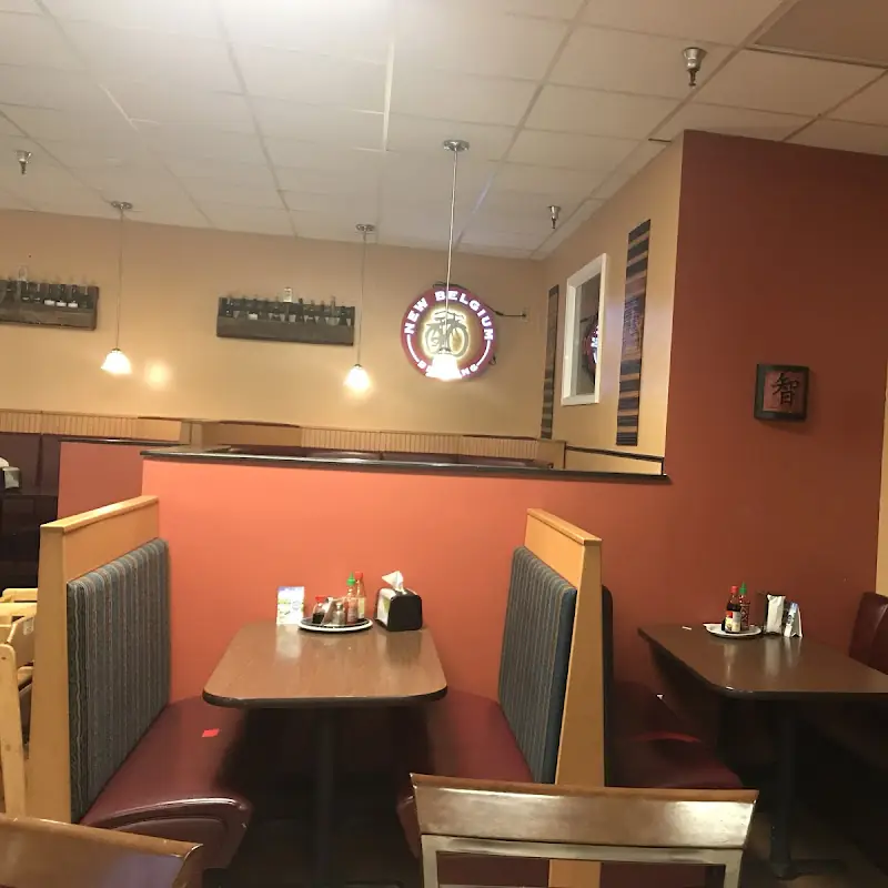 Pho Lena East