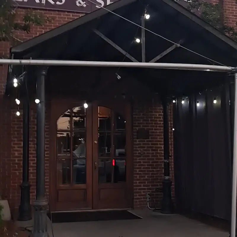 Two Rivers Restaurant