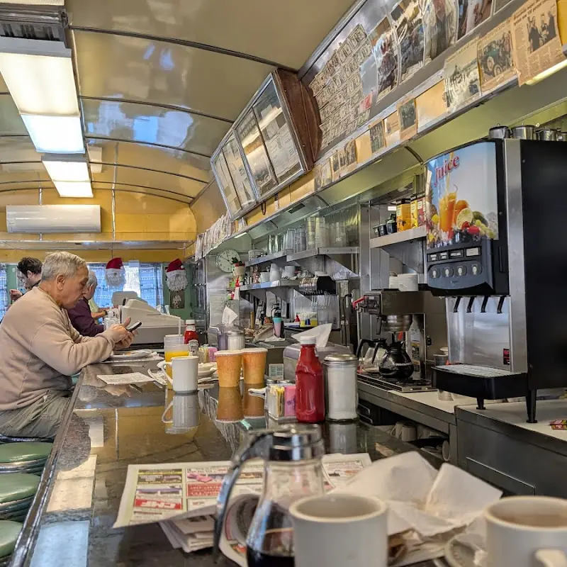 Victoria Diner