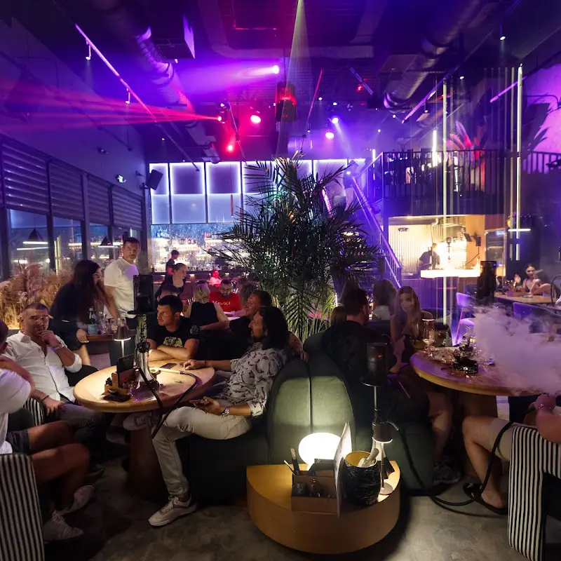 Hubble Bubble Lounge 💨