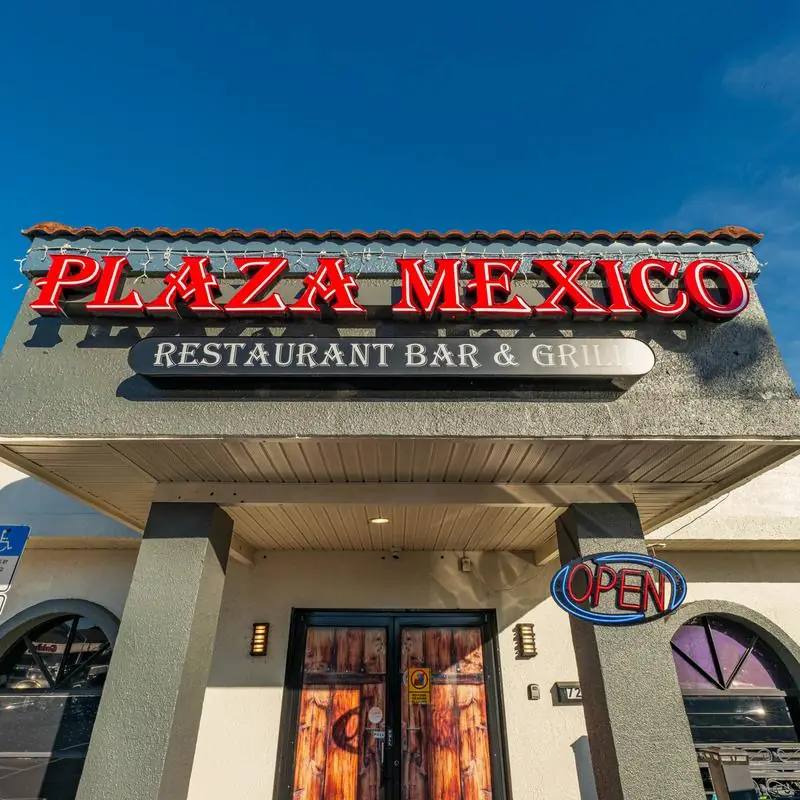 Plaza Mexico Spring Hill