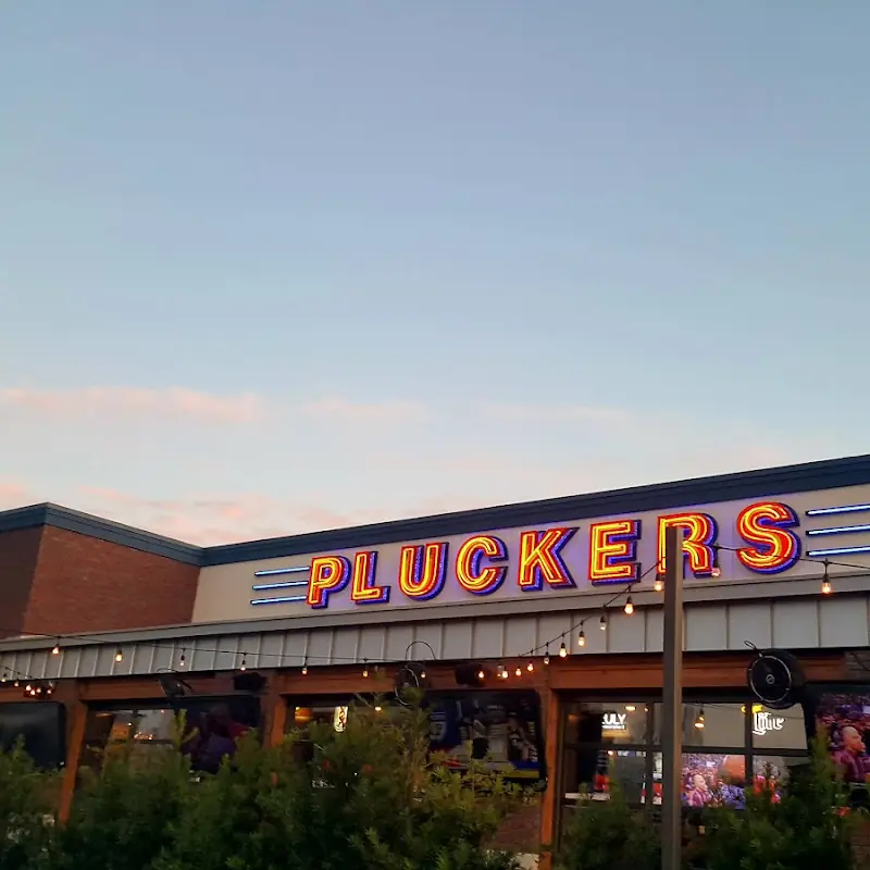 Pluckers Wing Bar