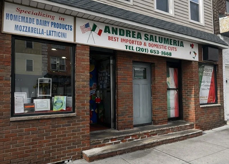 Andrea Salumeria