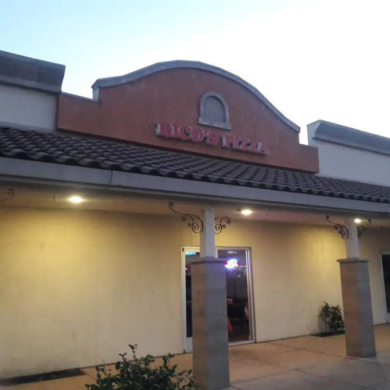 Rico's Pizza