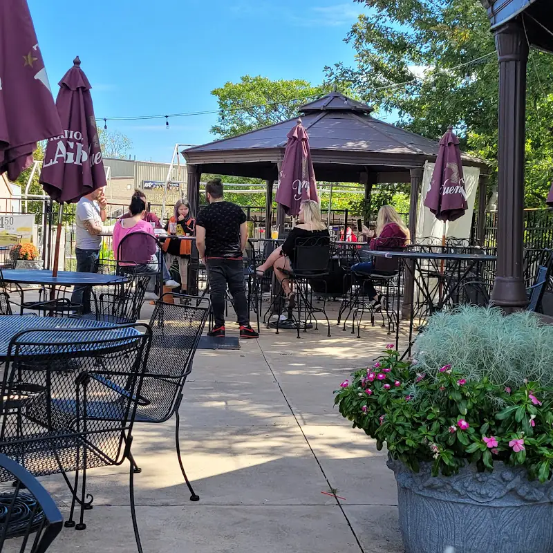 Lone Tree Tavern