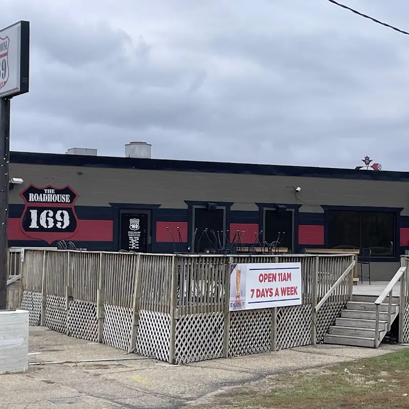 Roadhouse 169 Bar & Grill