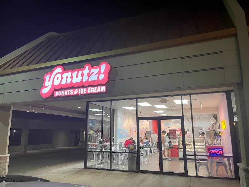 Yonutz Donuts and Ice Cream - Dallas