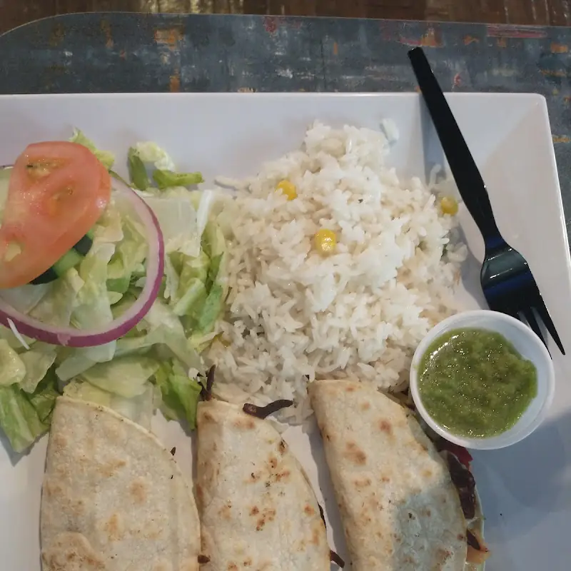 Tacos de Pescado o Camarón / Fish or Shrimp Tacos