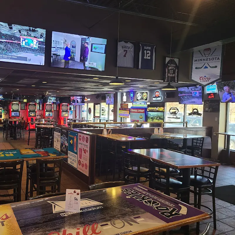 Rookies Sports Bar & Grill