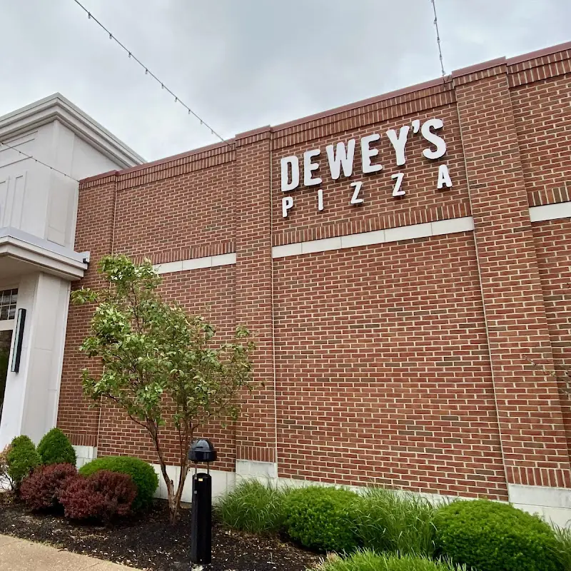 Dewey's Pizza