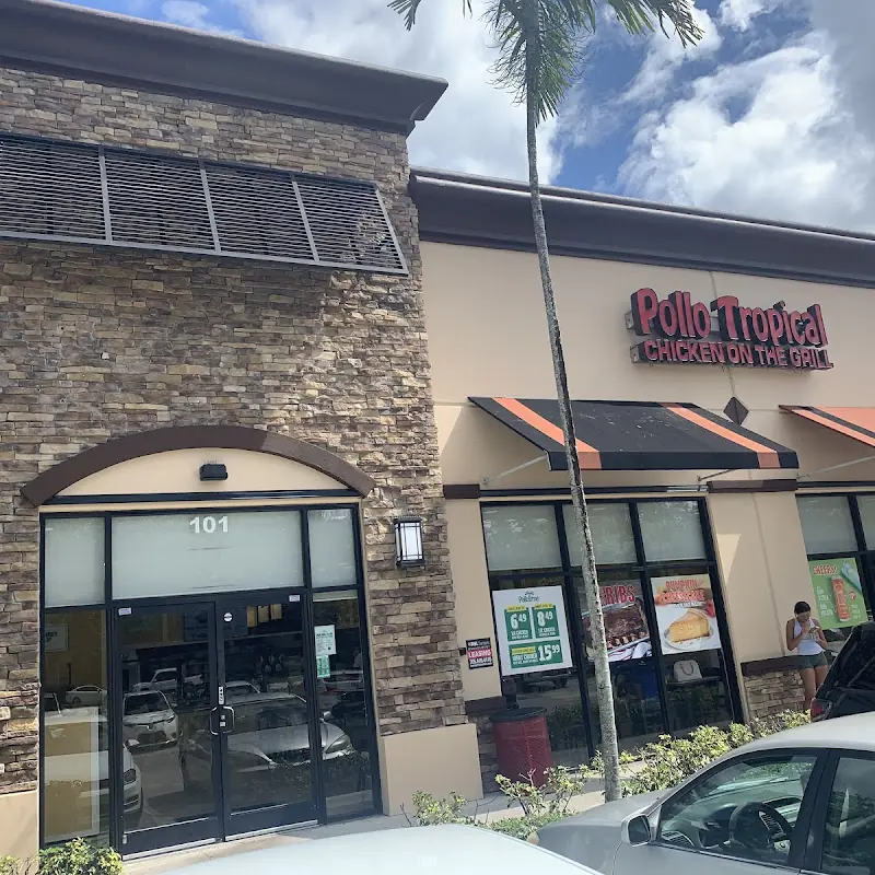 Pollo Tropical