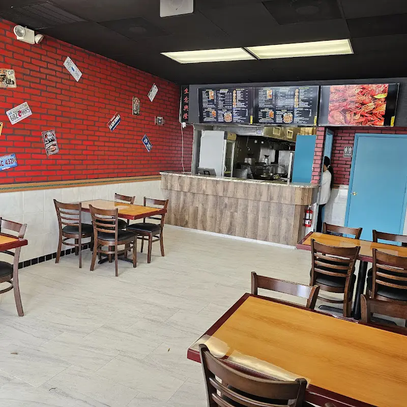 Crabby Village Seafood Boil – 4th St N Seafood Restaurant