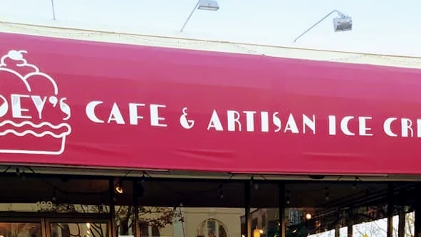 Zoey's Cafe & Artisan Ice Cream