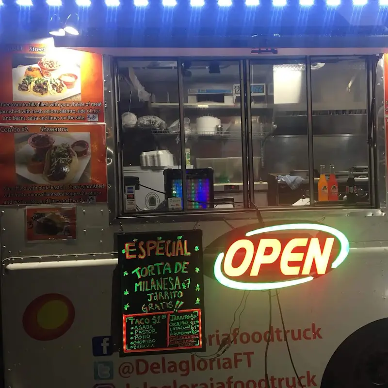 De La Gloria Food Truck