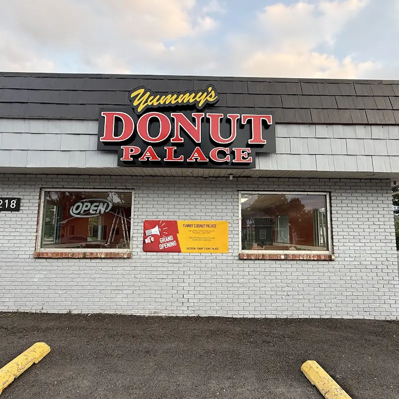 Yummy’s donut palace