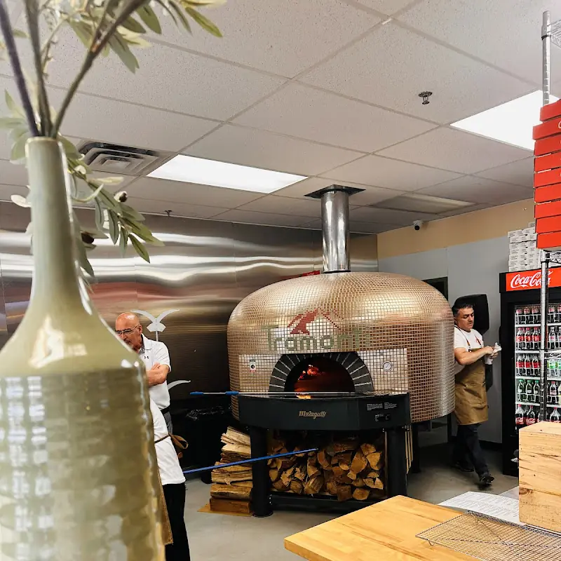 Tramonti Pizzeria: Forno a Legna