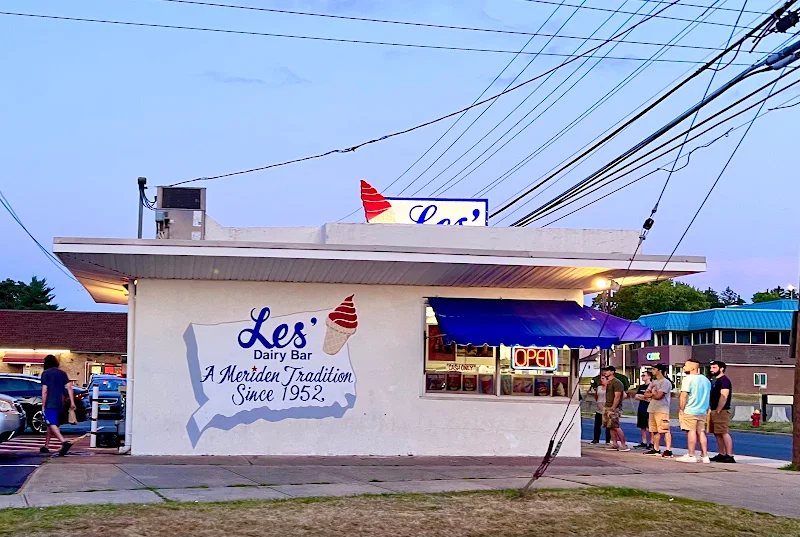 Les' Dairy Bar