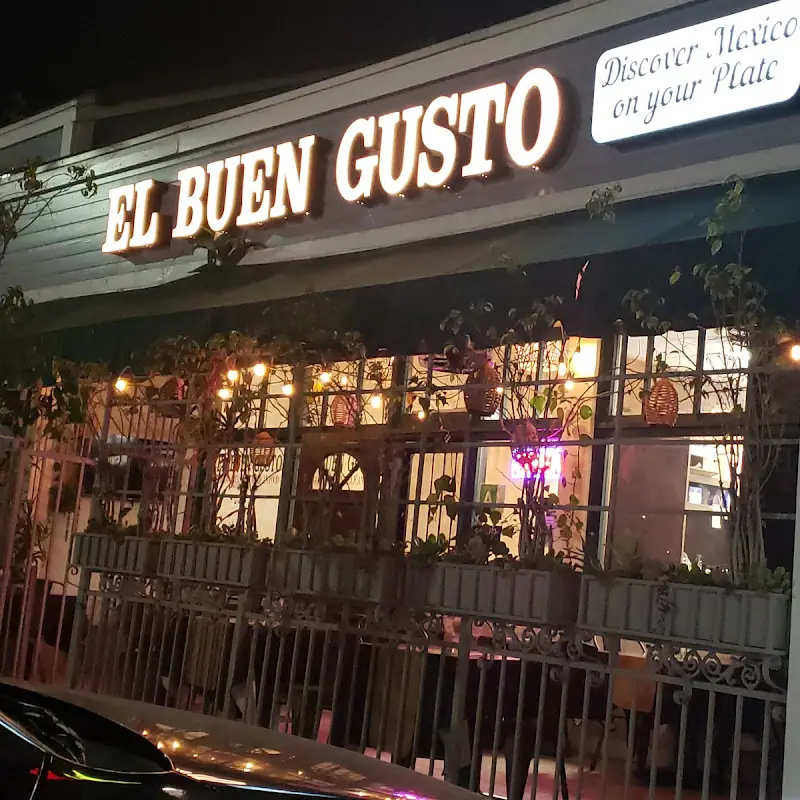 Burrito de Frijol y Queso / Bean & Cheese Burrito