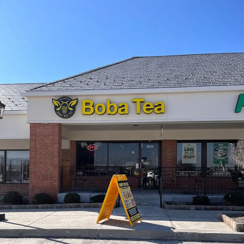 Honey Bee Tea - St. Charles