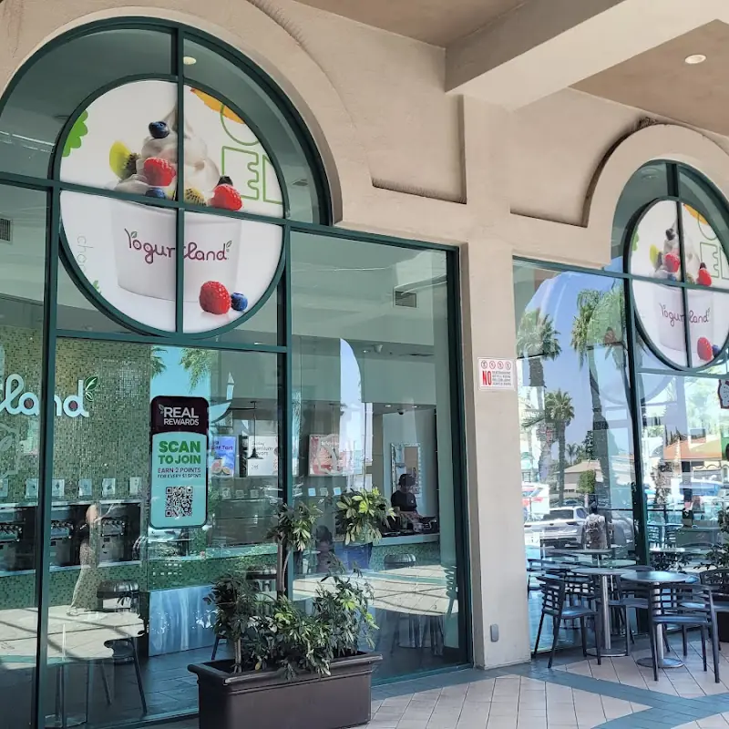 Yogurtland Encino
