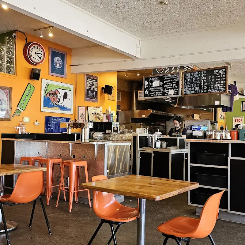 Vics Pizzeria