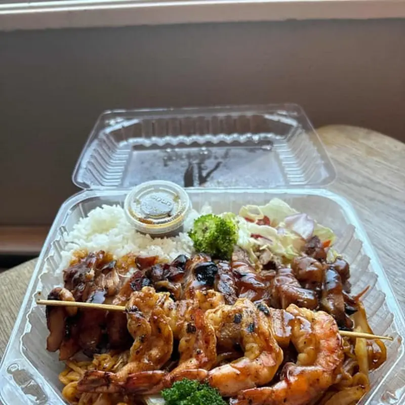 29. Chicken & Sweet N Sour