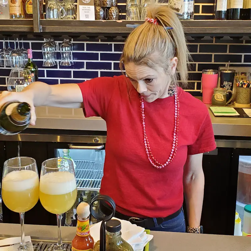 The Toasted Yolk Cafe